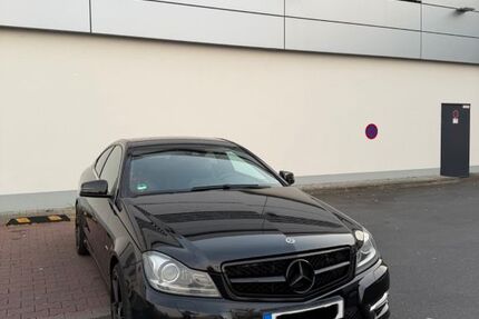 Mercedes-Benz C 250 163.000 km 11.500 &euro; Sankt Augustin 53757
