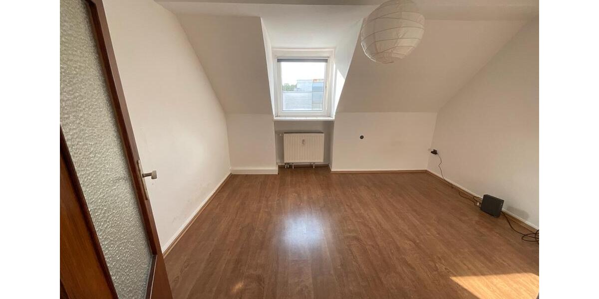 Dachgeschoßwohnung Köln Kalk - 2 Zimmer, 55 m&sup2;, 1.020&euro; | Angebot:24662403