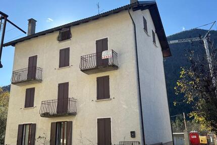 Dachgeschosswohnung in Santa Maria Maggiore 28038 V.Vigezzo zimmer