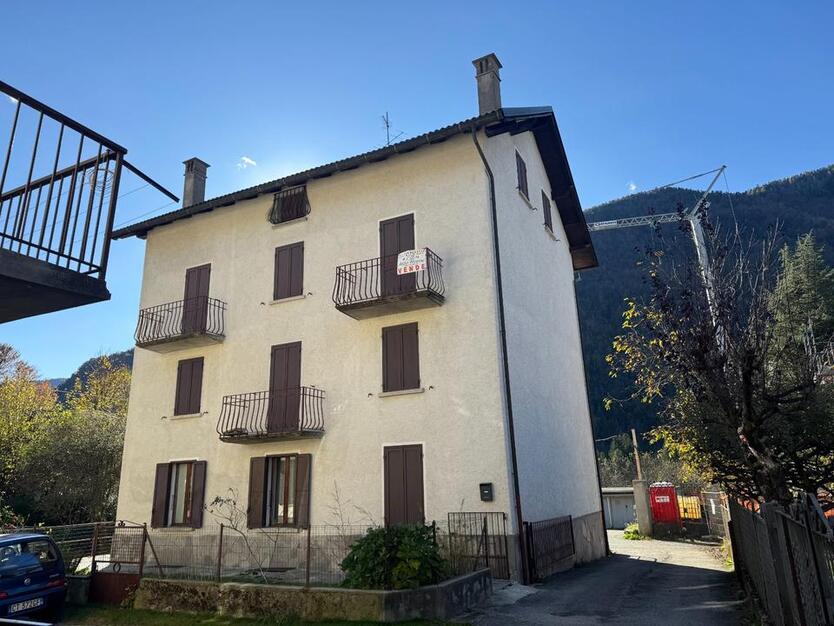 Dachgeschosswohnung in Santa Maria Maggiore 28038 V.Vigezzo zimmer