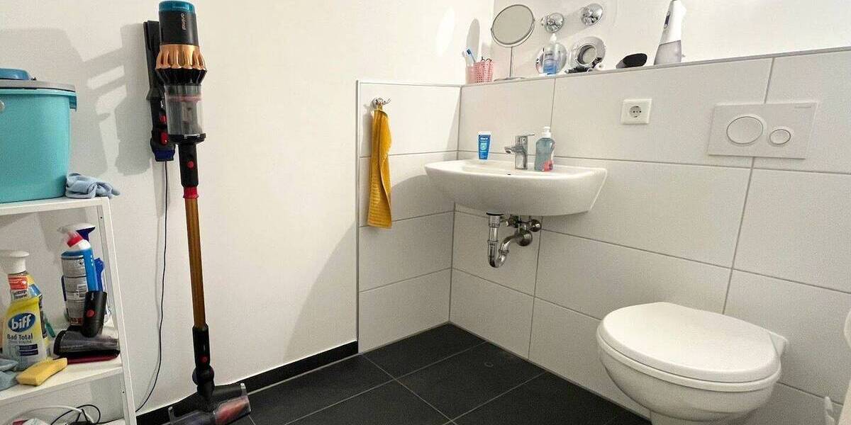 Etagenwohnung Köln Bayenthal - 3 Zimmer, 97 m&sup2;, 1.510&euro; | Angebot:26470889