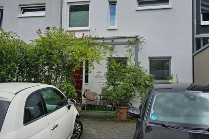 Dachgeschoss-Wohnung in Bonn-Geislar 1.5 zimmer