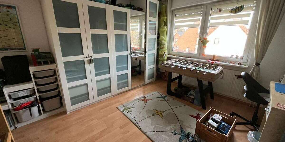 Etagenwohnung Hürth Alstädten-Burbach - 3 Zimmer, 76 m&sup2;, 1.195&euro; | Angebot:24844164