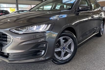 Ford Focus 83.253 km 13.480 &euro; Troisdorf 53842
