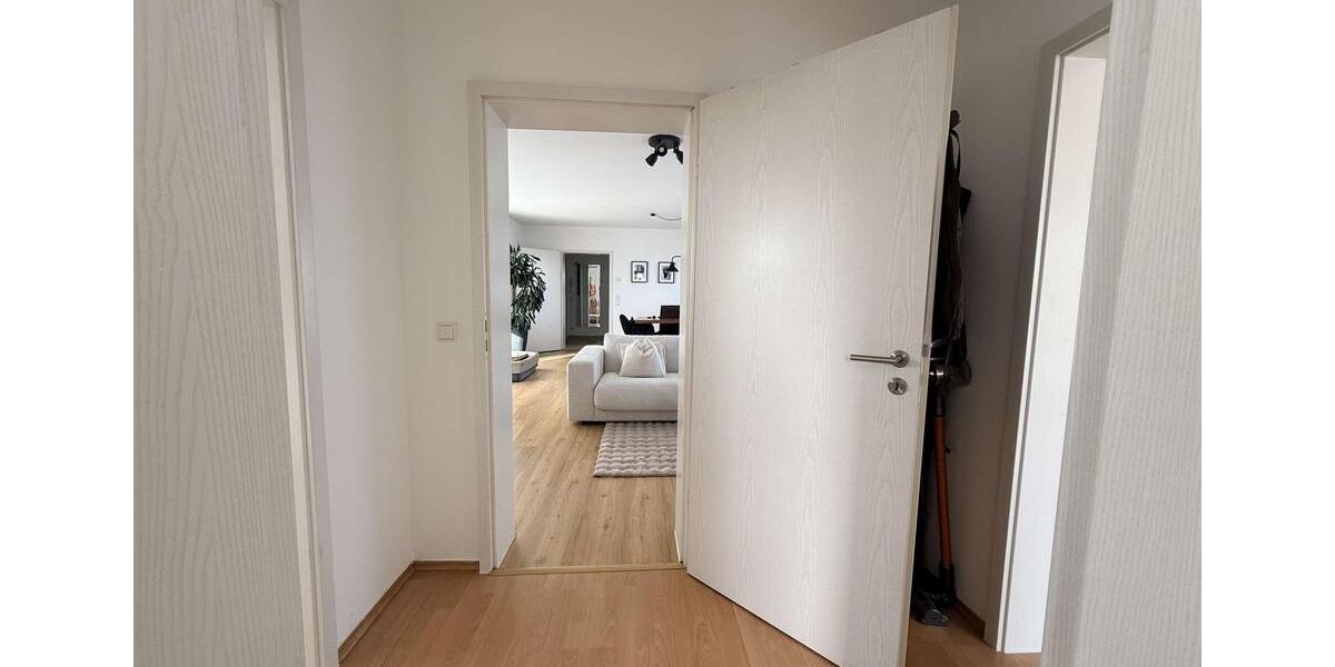 Einfamilienhaus Wachtberg - 3 Zimmer, 126 m&sup2;, 1.260&euro; | Angebot:25882820