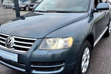 VW Touareg 194.000 km 7.900 &euro; Troisdorf (10 km Köln-Bonn Airport) 53842