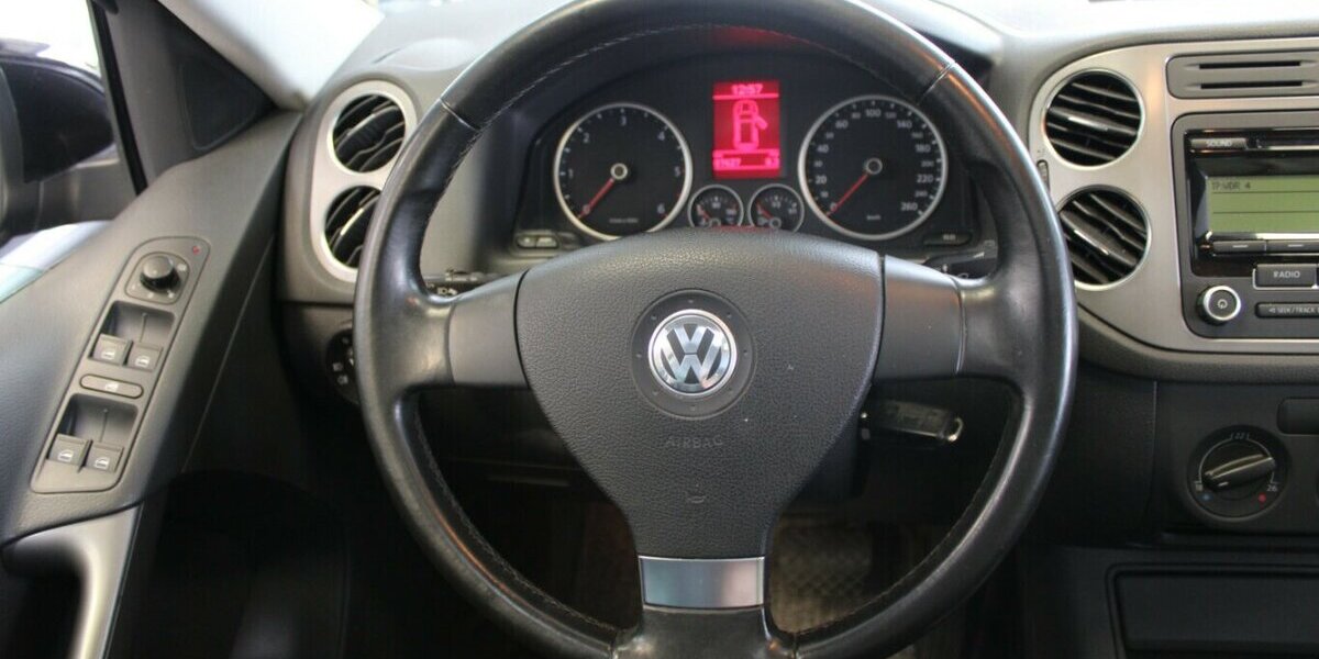 VW Tiguan 2.0 TDI Aut. - Panorama - AHK - 87.627 km 11.480 &euro; Euskirchen 53881