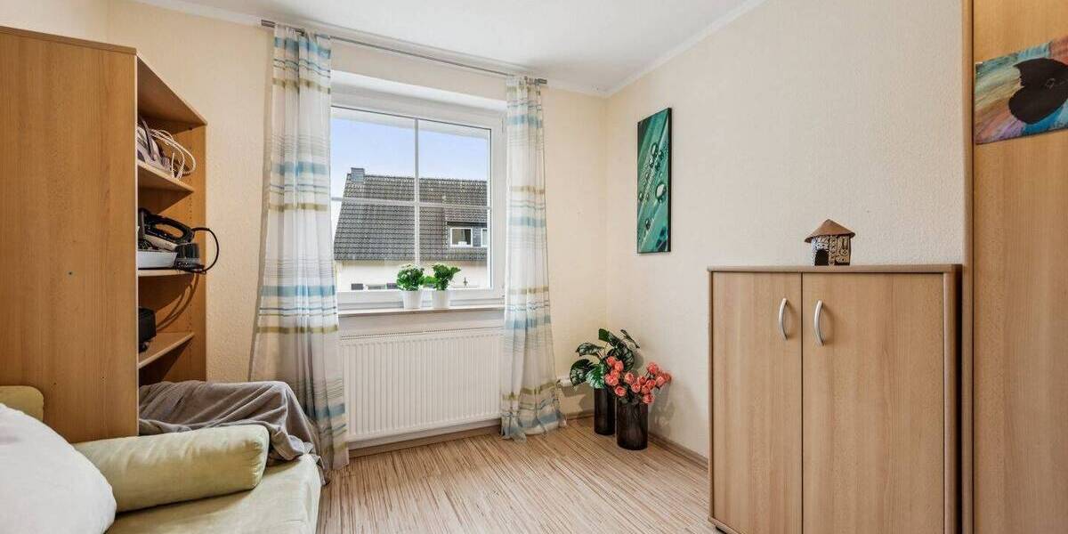 Einfamilienhaus Bonn Oberkassel - 6 Zimmer, 190 m&sup2;, 897.000&euro; | Angebot:25930102