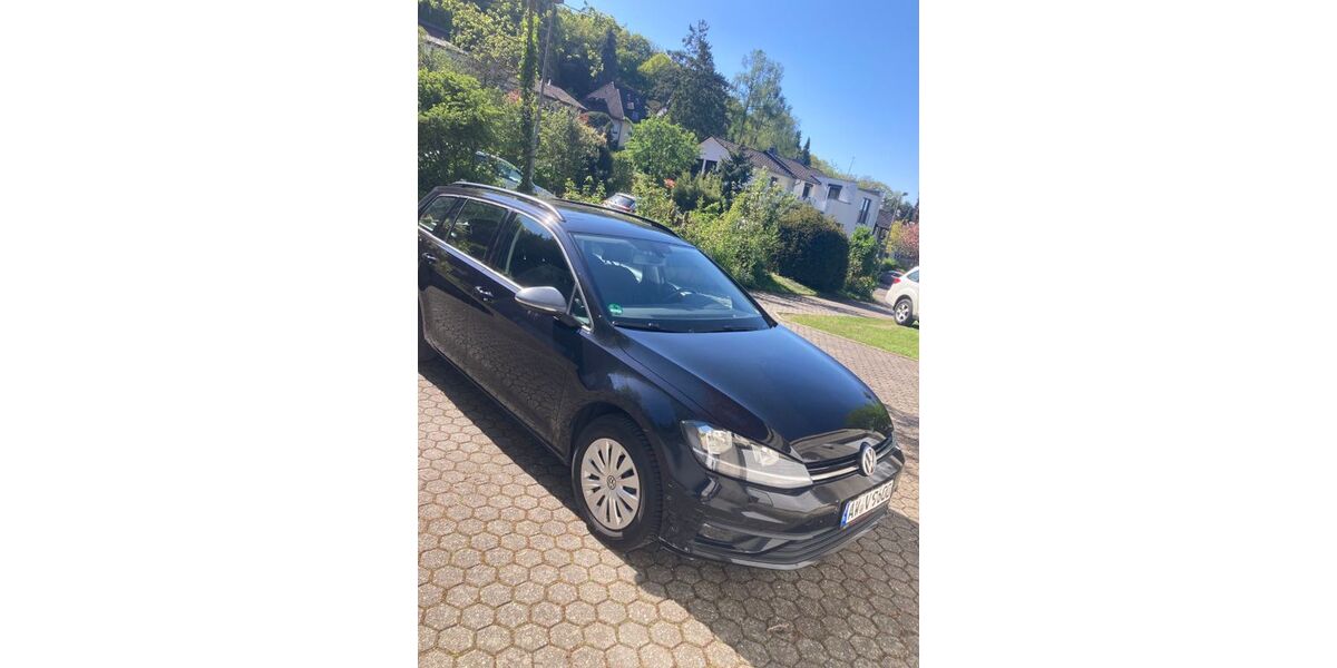 VW Golf 139.000 km 11.900 &euro; Bad Neuenahr 53474
