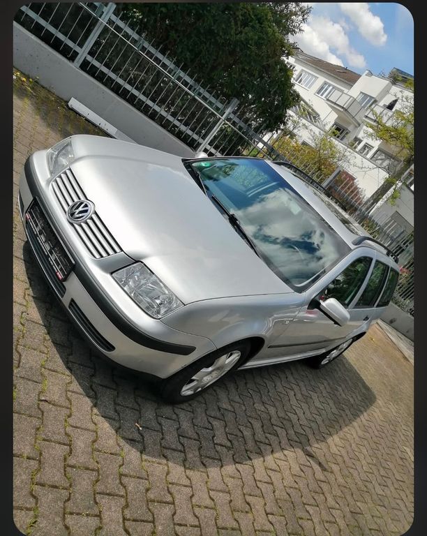 VW Bora 376.500 km 1.000 € Bonn 53229