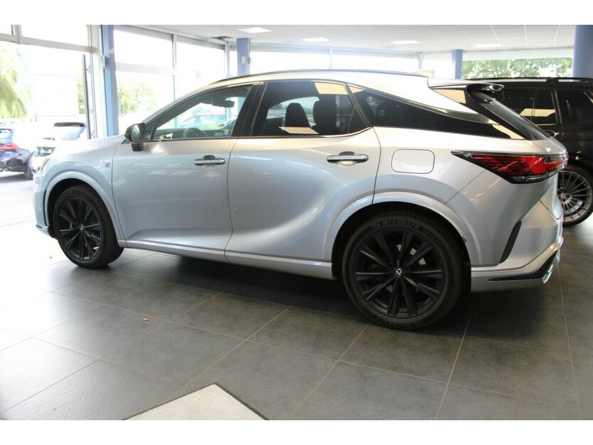 Lexus RX 500H F Sport 9.985 km 69.980 € Euskirchen 53881