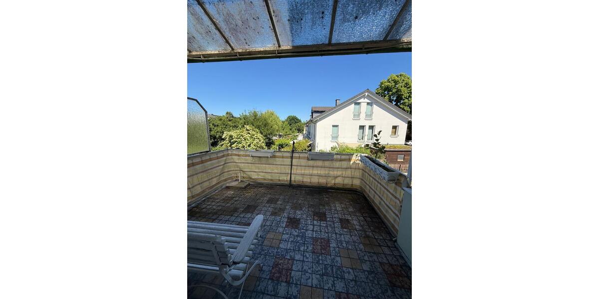 Mehrfamilienhaus, Wohnhaus Bonn Friesdorf - 6 Zimmer, 135 m&sup2;, 469.000&euro; | Angebot:26720824