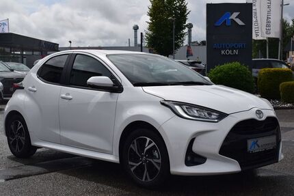 Toyota Yaris 3.850 km 20.890 € Köln (Nähe Flughafen Köln/Bonn) 51147