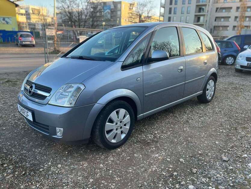 Opel Meriva 156.000 km 2.100 € Bonn 53121