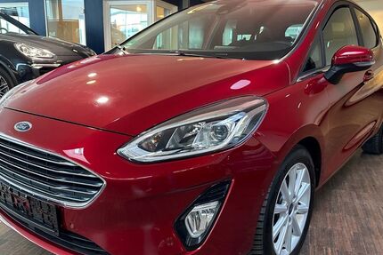 Ford Fiesta 50.044 km 14.690 &euro; Brühl 50321