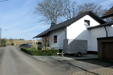 Haus zum Kaufen in Neunkirchen-Seelscheid 400.000 € 172 m²