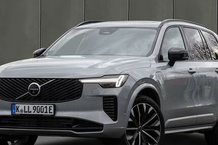 Volvo XC90 2.500 km 81.990 &euro; Köln 50968