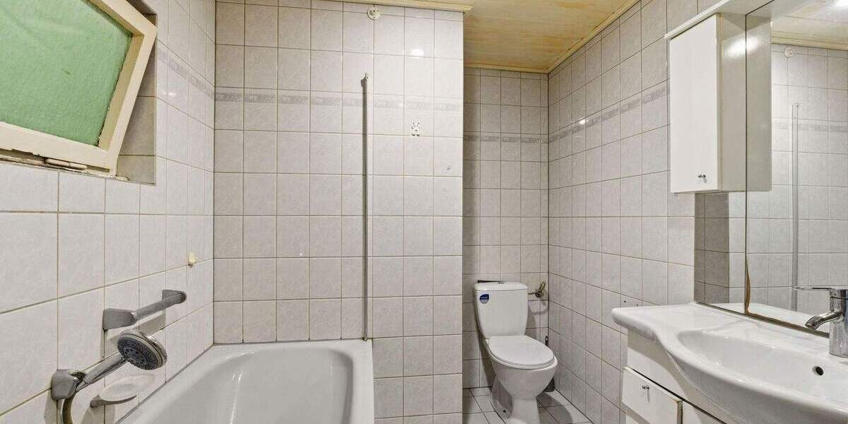 Einfamilienhaus Köln Meschenich - 5 Zimmer, 155 m&sup2;, 395.000&euro; | Angebot:24834182