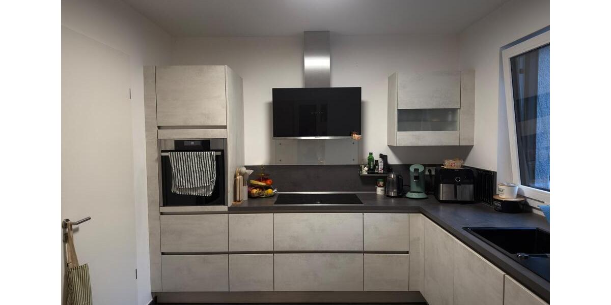 Erdgeschoßwohnung Bergisch Gladbach Frankenforst - 3 Zimmer, 130 m&sup2;, 2.080&euro; | Angebot:24717255