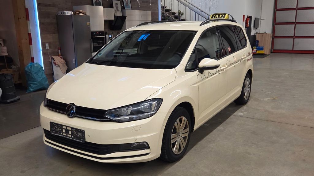 VW Touran 360.595 km 7.480 &euro; Euskirchen 53879