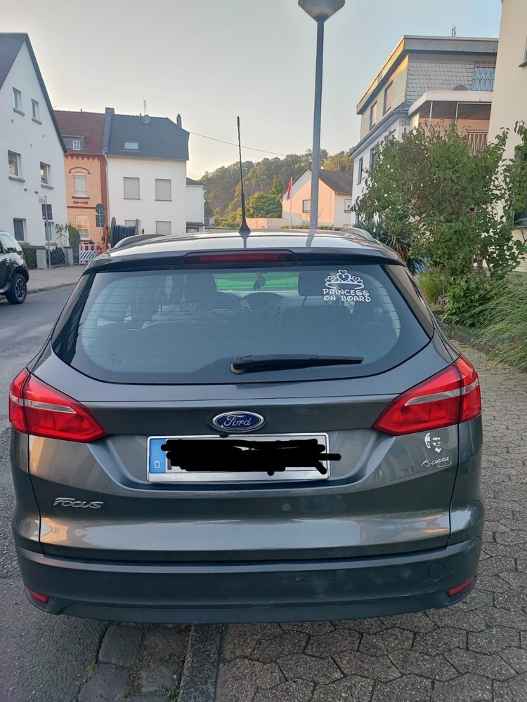 Ford Focus 168.408 km 3.500 € Bad Hönningen 53557