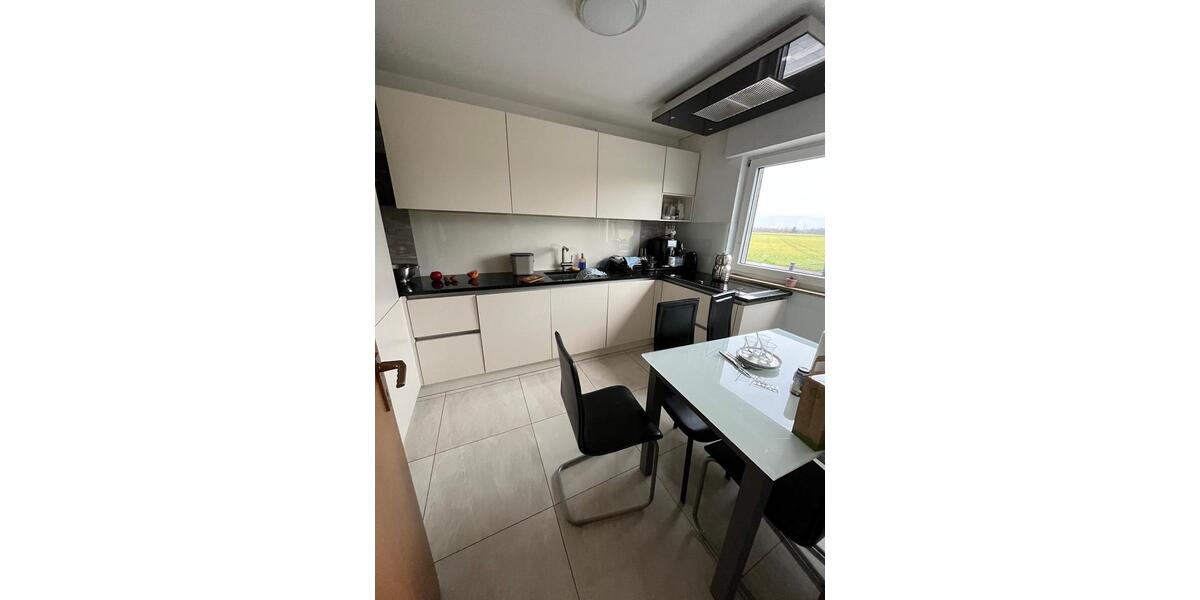 Reihenhaus Wesseling - 7 Zimmer, 230 m&sup2;, 2.200&euro; | Angebot:24802322