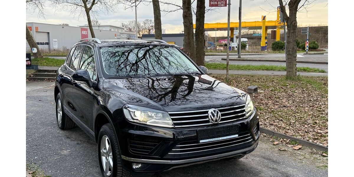 VW Touareg 143.500 km 24.999 &euro; Köln 51107