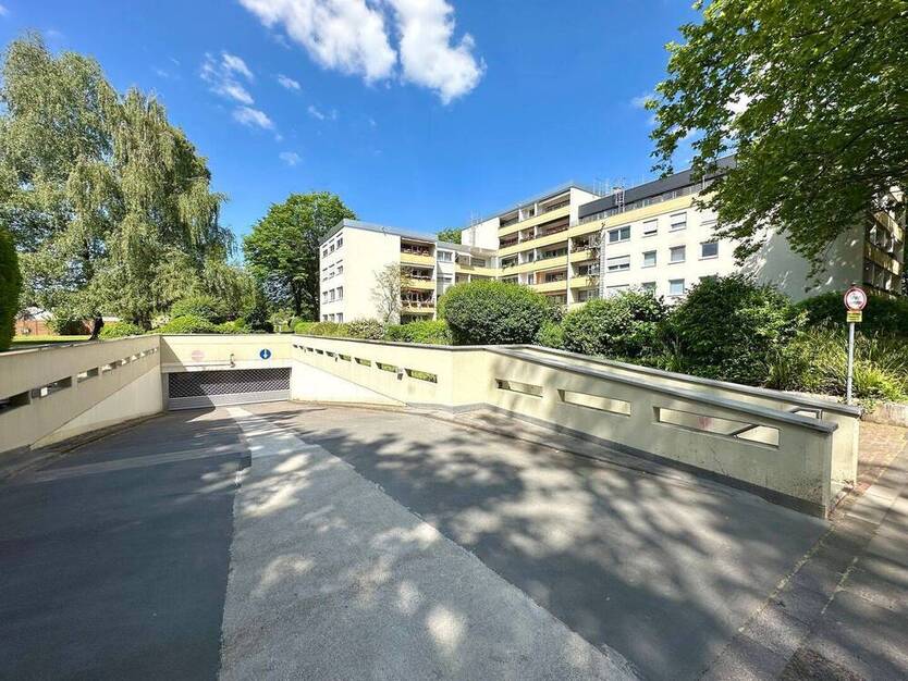 CITYHOUSE: Schicke Wohnung! Und ein von Grund auf gepflegtes Gemeinschaftseigentum! PKW-SP & Balkon!