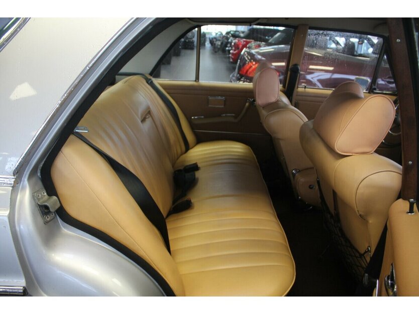 Mercedes-Benz 280 SE W180 - OLDTIMER 54.892 km 19.980 € Euskirchen 53881