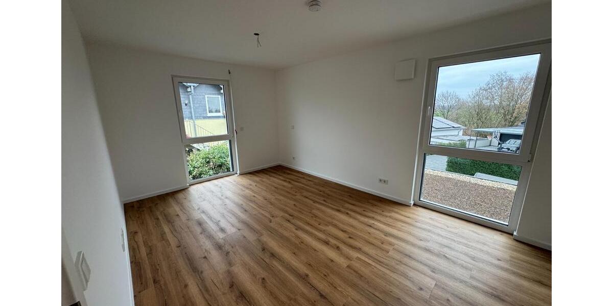 Etagenwohnung Neunkirchen-Seelscheid Seelscheid - 2 Zimmer, 100 m&sup2;, 1.350&euro; | Angebot:23845451