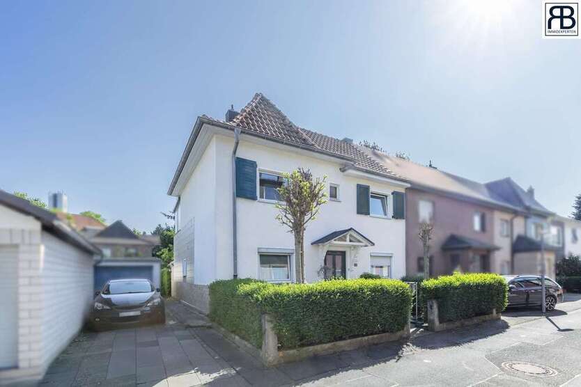 Haus zum Kaufen in Köln 649.000 € 136 m²