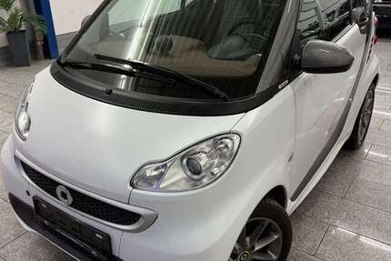 Smart forTwo 114.422 km 9.270 &euro; Köln 50829