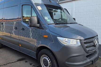 Mercedes-Benz eSprinter 61.000 km 11.250 &euro; Köln 51149