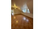 Dachgeschoßwohnung Troisdorf Altenrath - 2.5 Zimmer, 93 m&sup2;, 880&euro; | Angebot:25962569