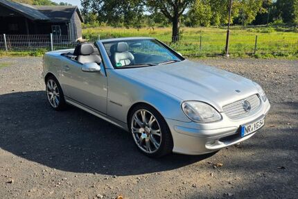 Mercedes-Benz SLK 230 211.000 km 3.800 € Unkel 53572