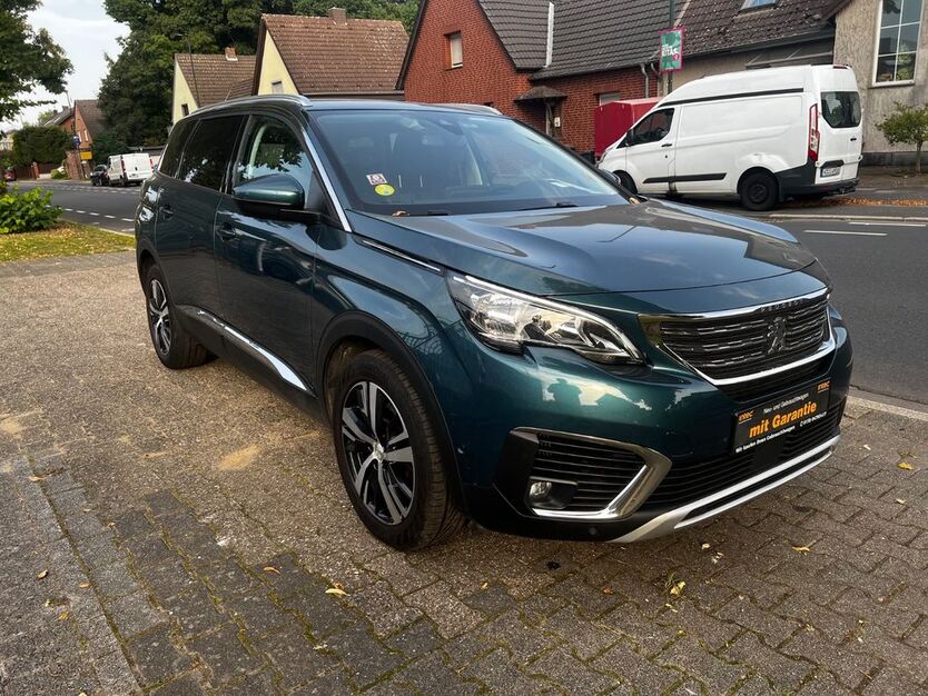 Peugeot 5008 135.297 km 15.830 € Kerpen 50171