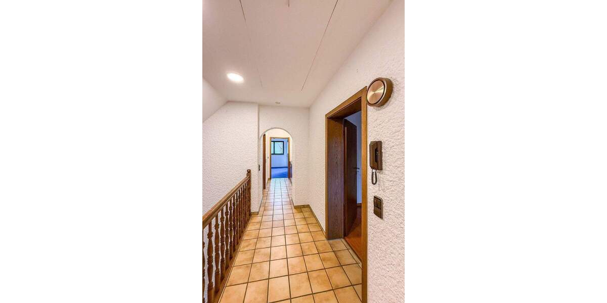 Einfamilienhaus Rösrath Kleineichen - 7 Zimmer, 167 m&sup2;, 765.000&euro; | Angebot:25706573