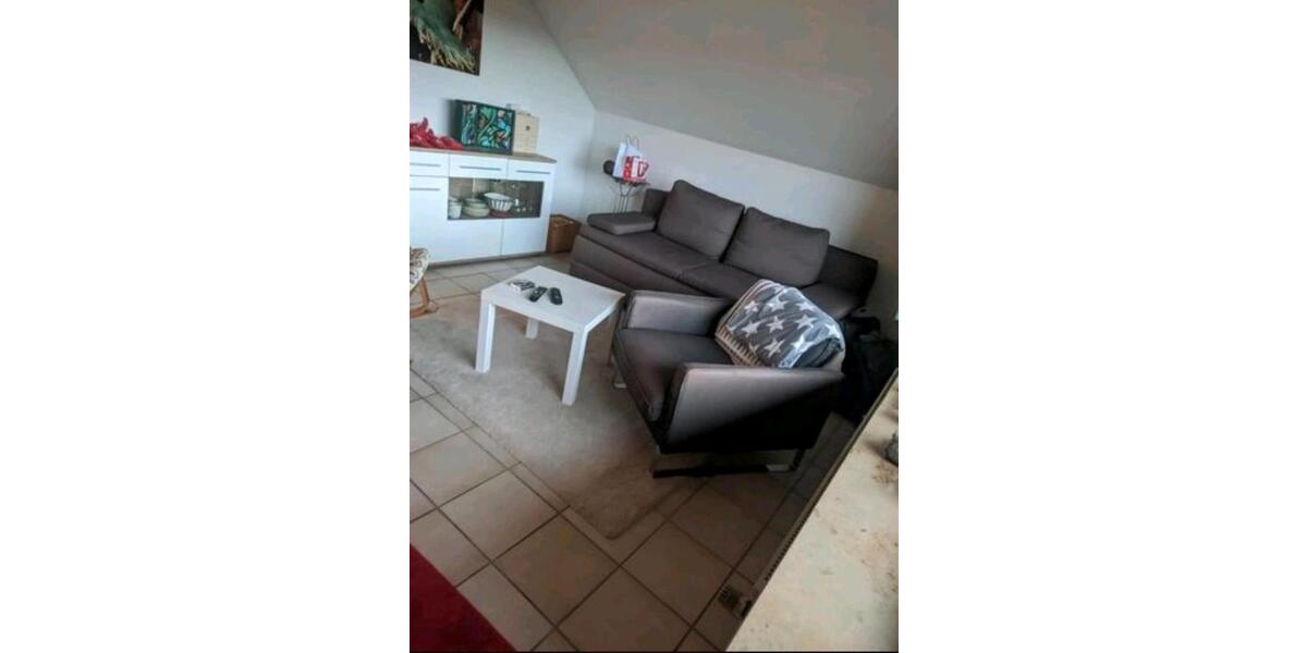 Dachgeschoßwohnung Lohmar - 3 Zimmer, 70 m&sup2;, 845&euro; | Angebot:24723432