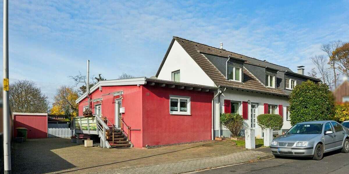 Einfamilienhaus Siegburg - 8 Zimmer, 177 m&sup2;, 315.000&euro; | Angebot:24689699