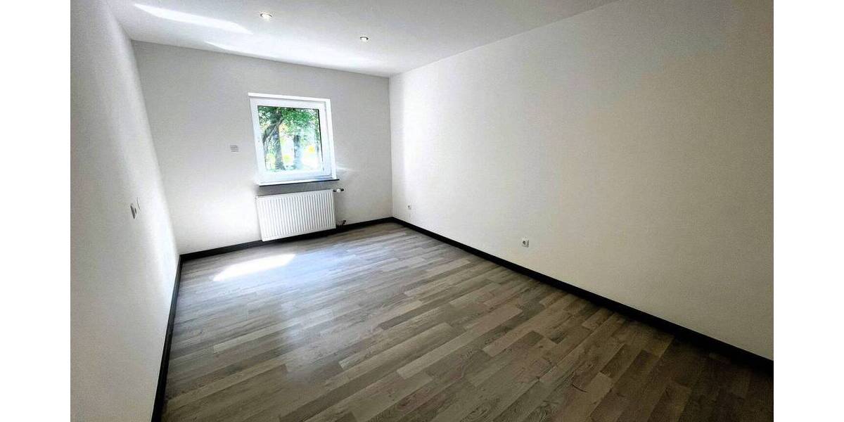Reihenmittelhaus Bergisch Gladbach Heidkamp - 6 Zimmer, 160 m&sup2;, 580.000&euro; | Angebot:26543319