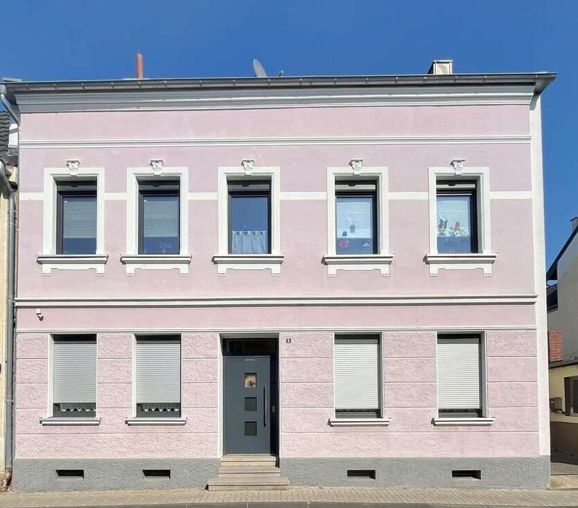 Haus zum Kaufen in Alfter 750.000 € 215 m² 9 zimmer
