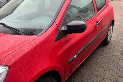 Renault Clio 74.500 km 4.500 &euro; Bergisch Gladbach 51465