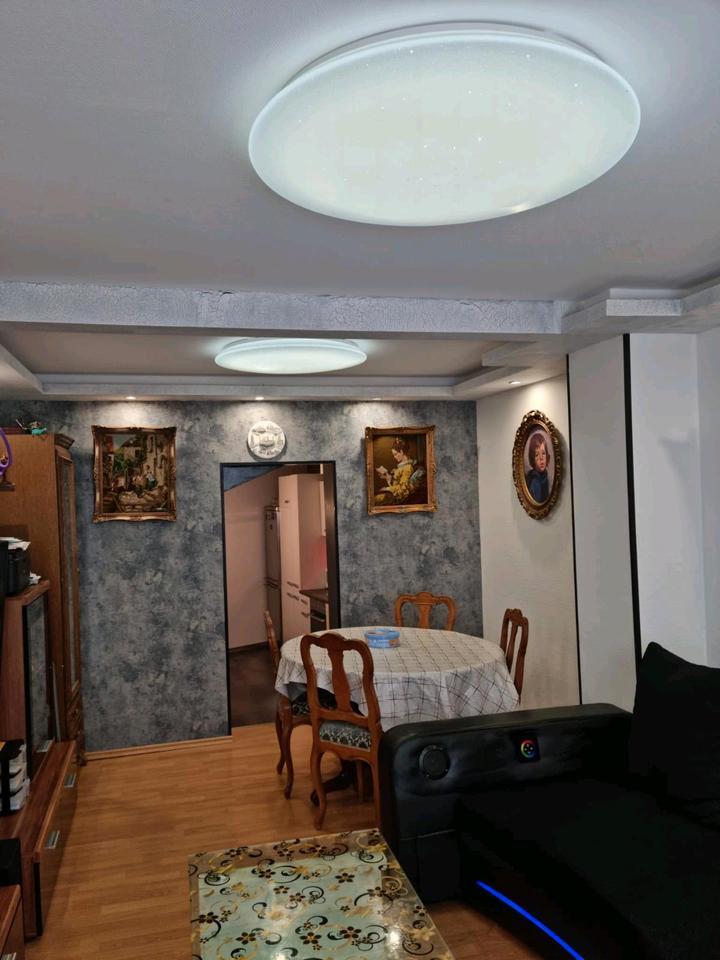 Guten Tag, ich verkaufe ein komplett erneuert Einfamilienhaus.