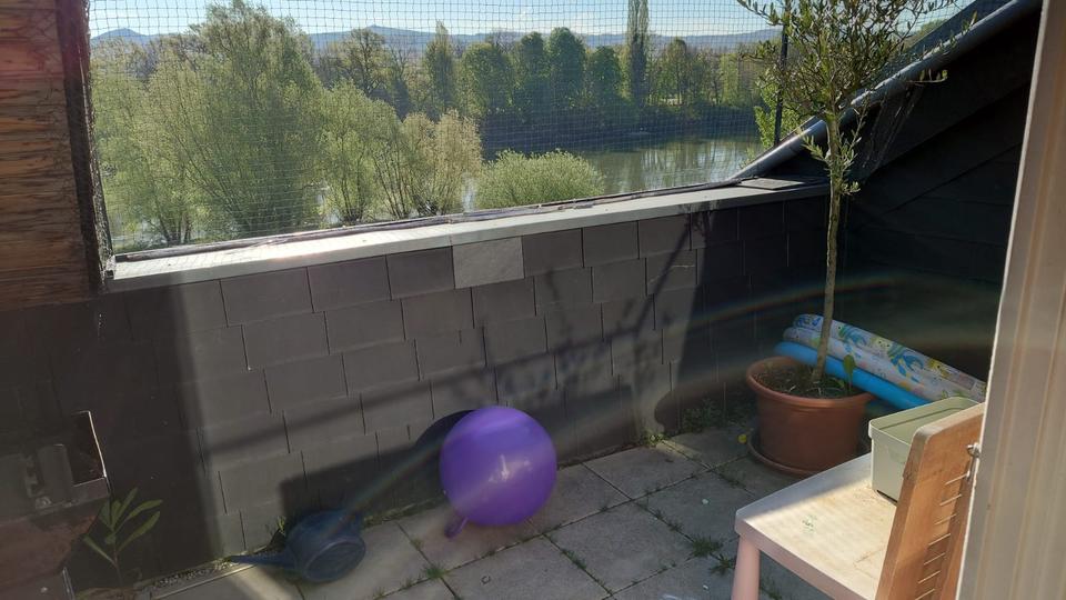 Etagenwohnung Remagen - 5 Zimmer, 130 m&sup2;, 1.560&euro; | Angebot:24558112