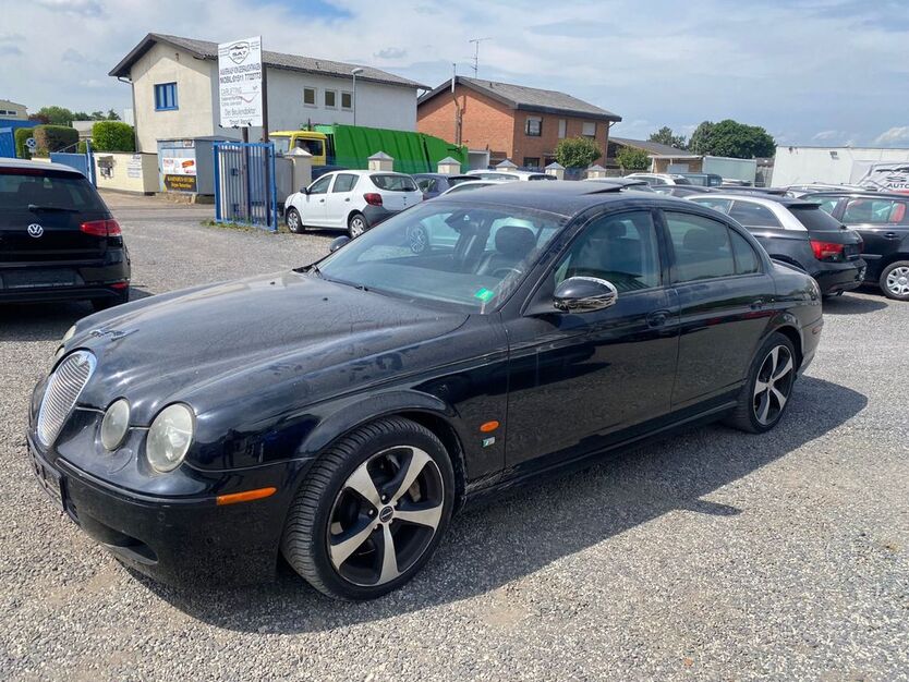 Jaguar S-Type 123.000 km 7.400 € Euskirchen 53881