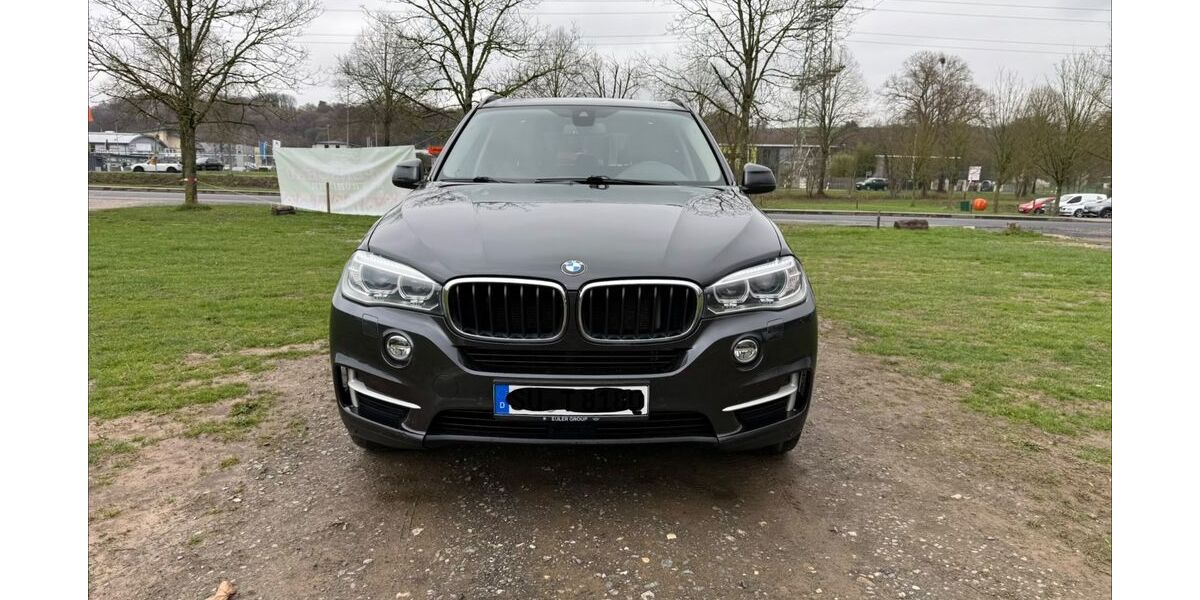 BMW X5 248.796 km 16.000 &euro; Siegburg 53721