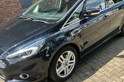 Ford S-Max 135.480 km 6.999 &euro; Köln 51069