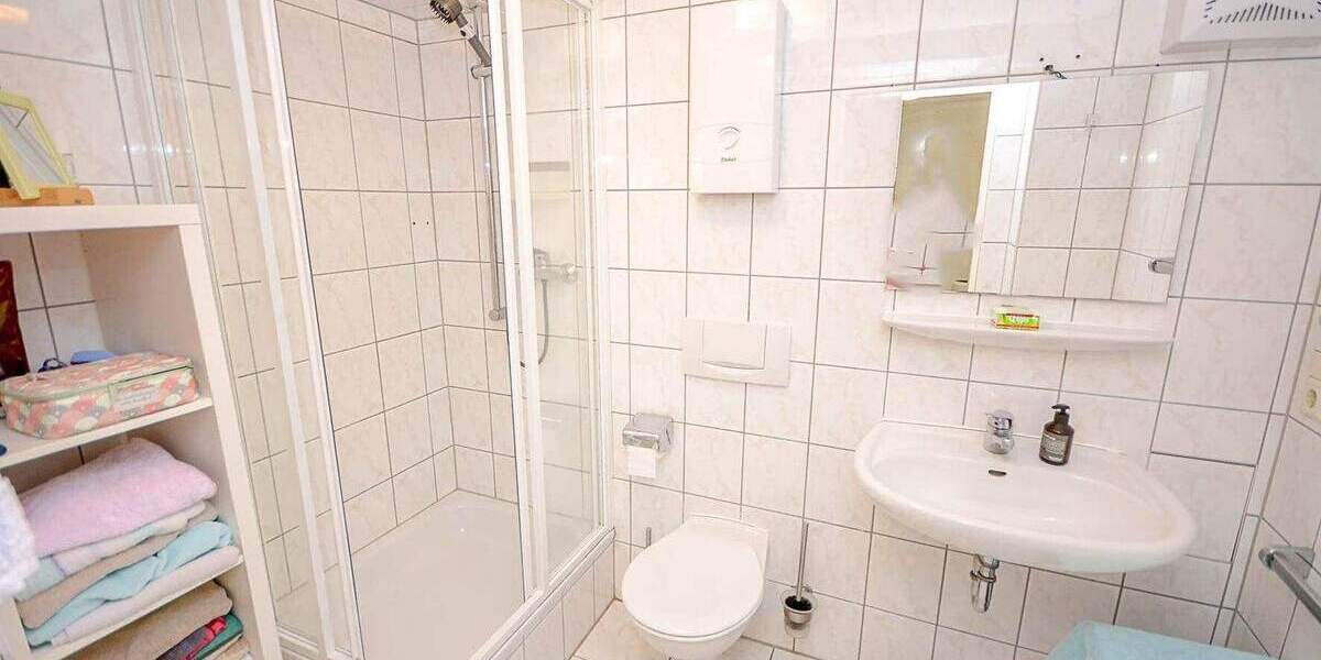 Mehrfamilienhaus, Wohnhaus Remagen Oberwinter - 8 Zimmer, 248 m&sup2;, 488.000&euro; | Angebot:25709832