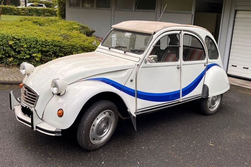 2 CV