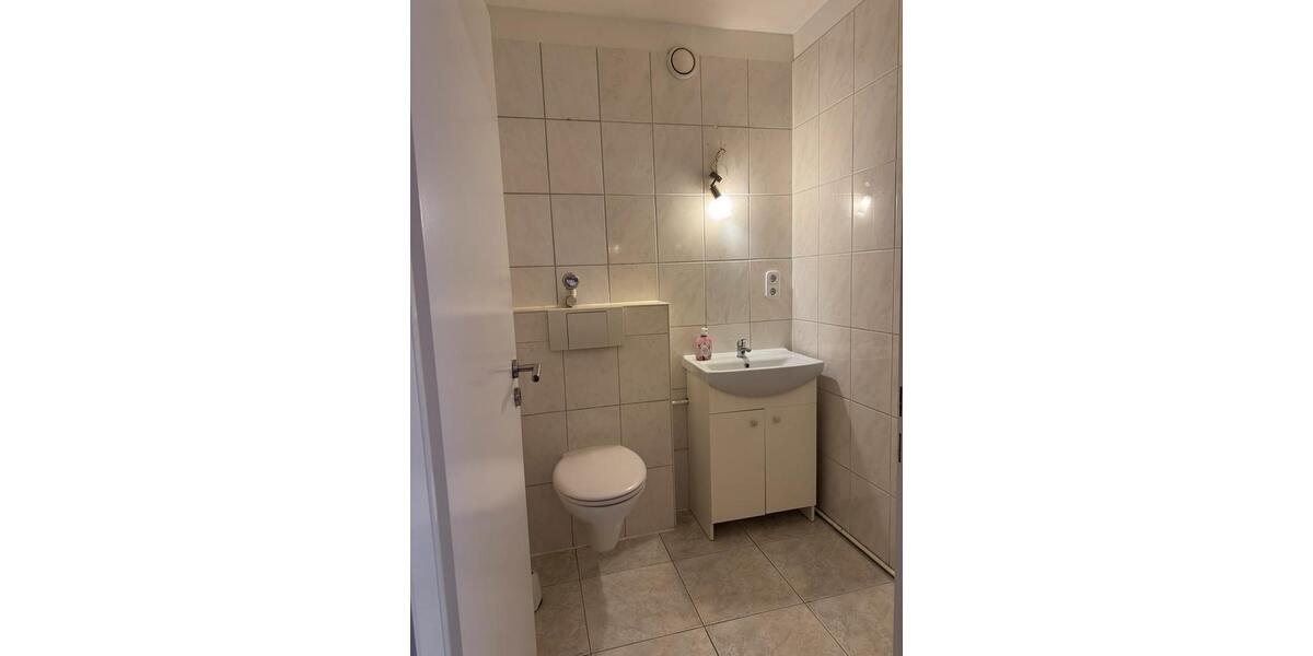 Erdgeschoßwohnung Bergisch Gladbach Frankenforst - 4 Zimmer, 104 m&sup2;, 1.600&euro; | Angebot:24616463
